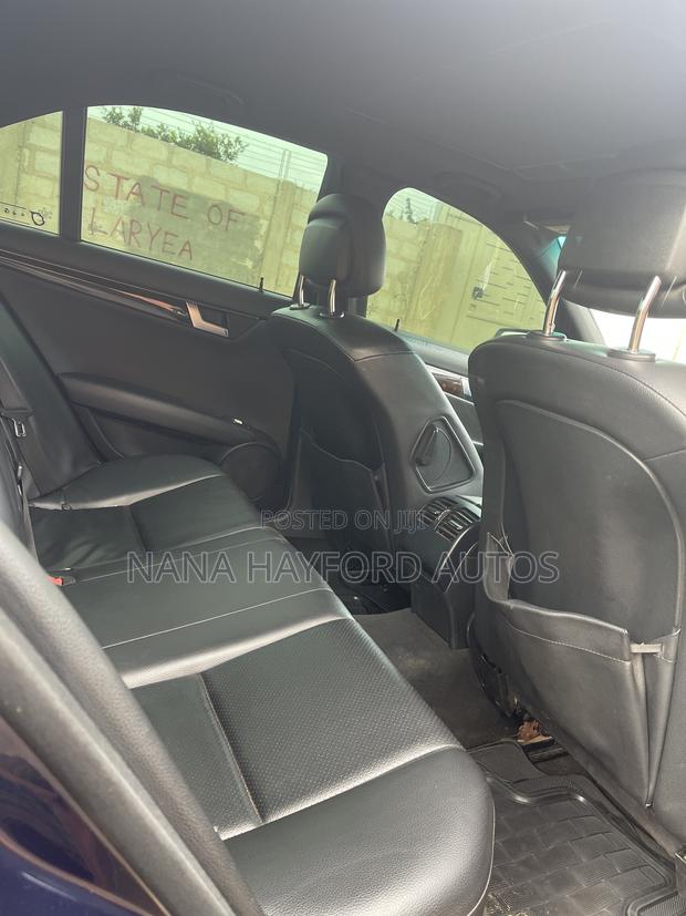 Mercedes-Benz C250 2014 Blue