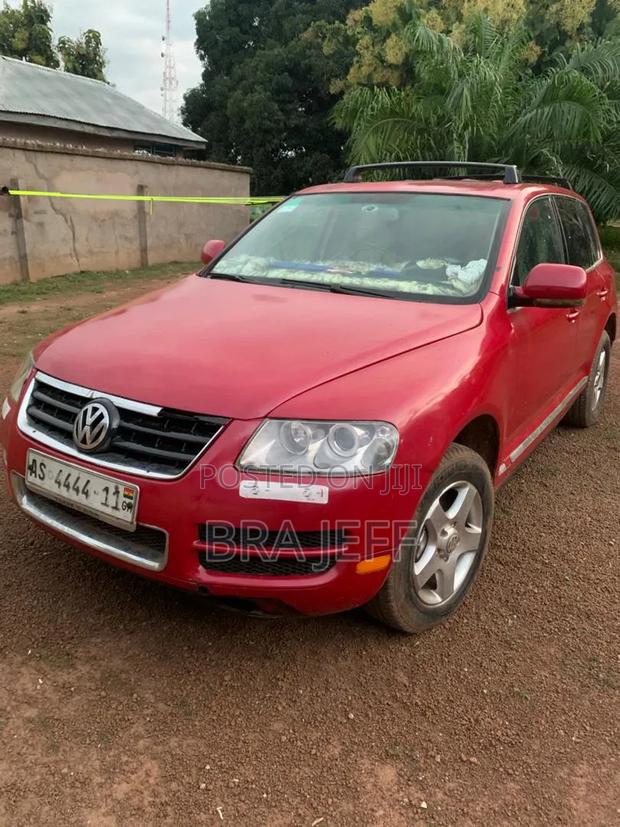 Volkswagen Touareg 2008 Red
