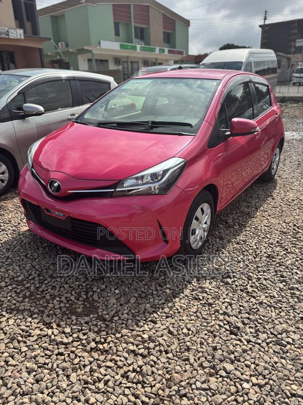 Toyota Vitz 1.3 AWD 3dr 2016 Pink