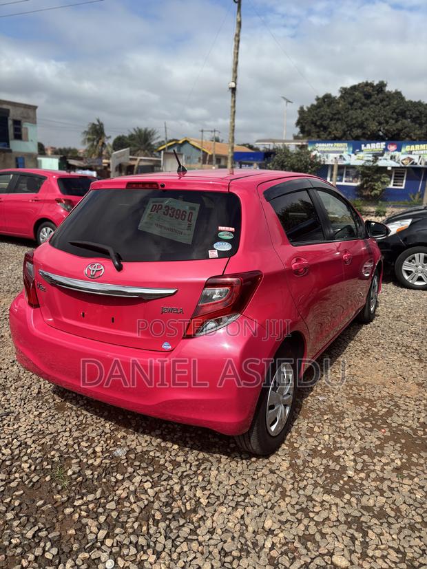 Toyota Vitz 1.3 AWD 3dr 2016 Pink