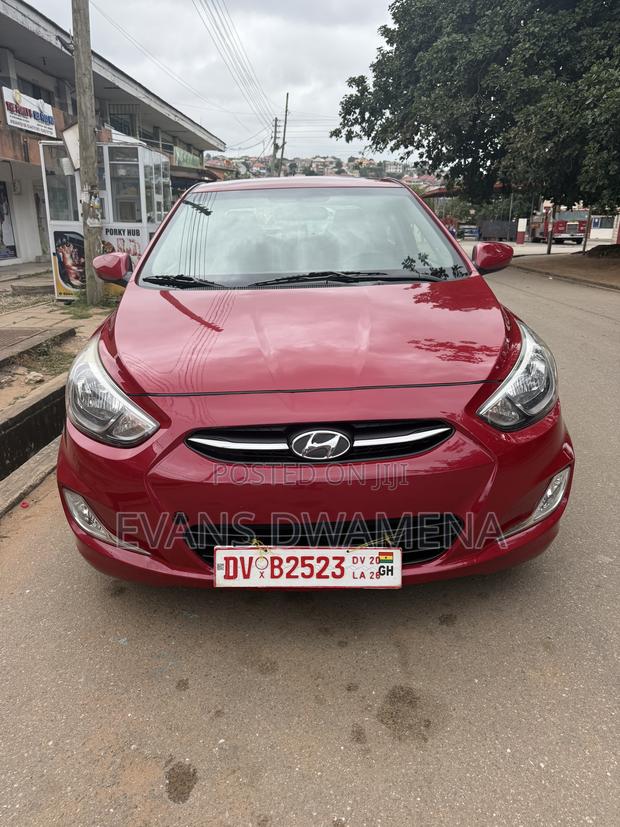 Hyundai Accent SE Sedan 2017 Red