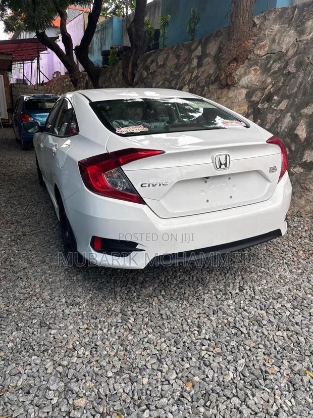 Honda Civic 2016 White