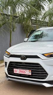 Toyota Grand Highlander Platinum 2025 Off white for sale