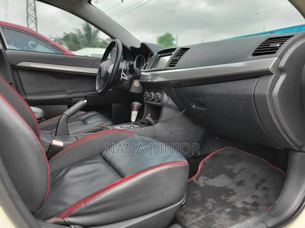 Mitsubishi Lancer 2009 White