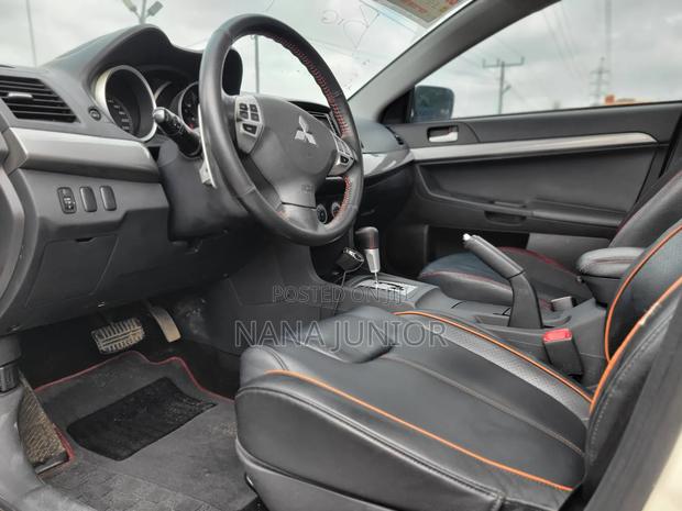 Mitsubishi Lancer 2009 White
