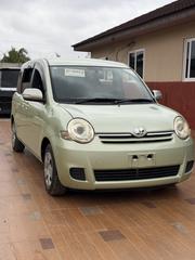 Toyota Sienta 1.5 FWD 2015 Green for sale