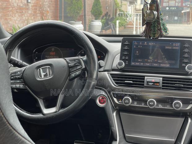 Honda Accord Sport 2.0T 2018 White