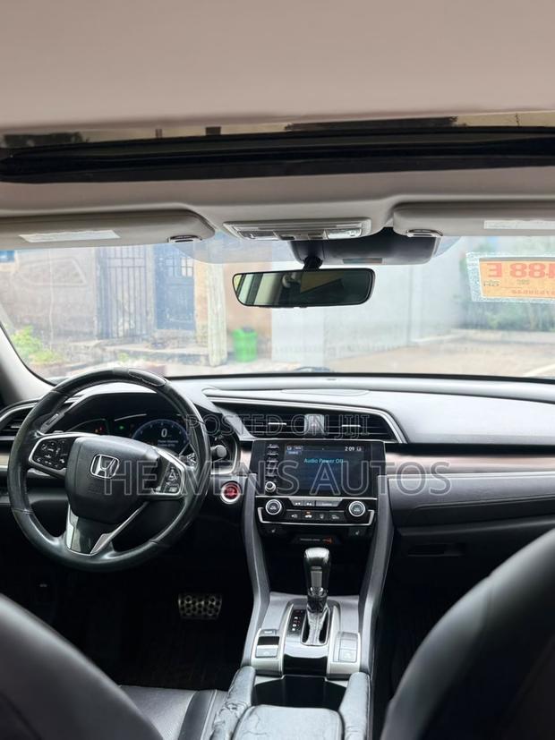 New Honda Civic Touring Sedan 2019 White