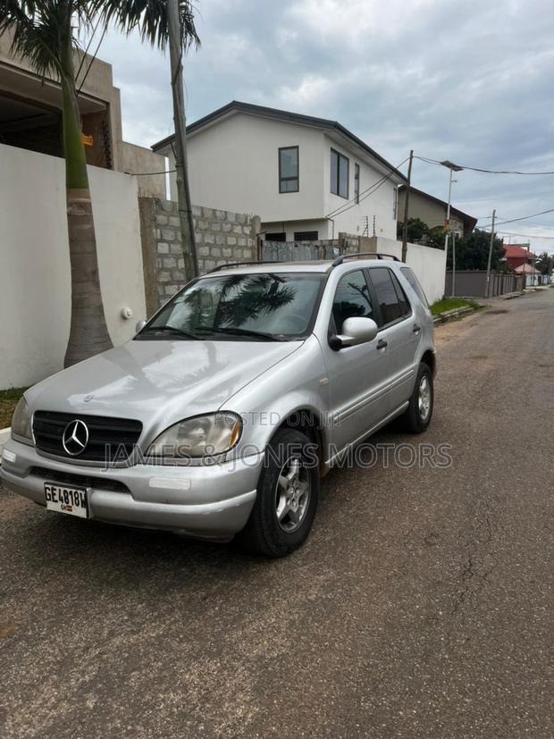 Mercedes-Benz C320 2005 Silver