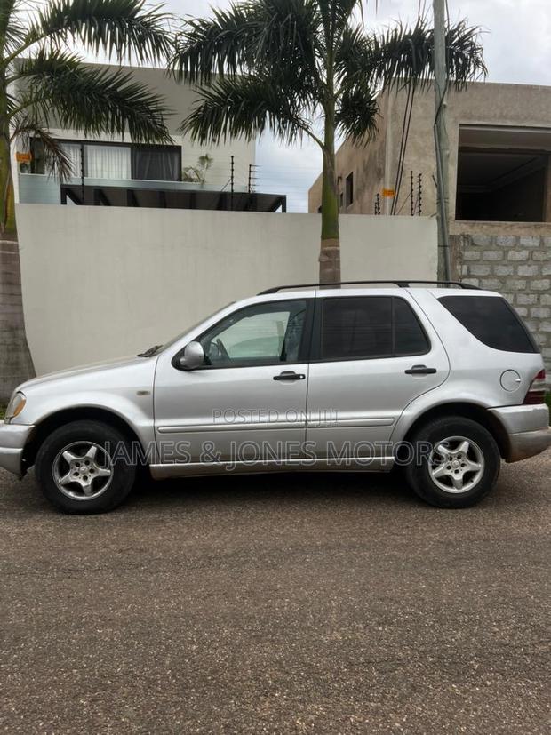 Mercedes-Benz C320 2005 Silver