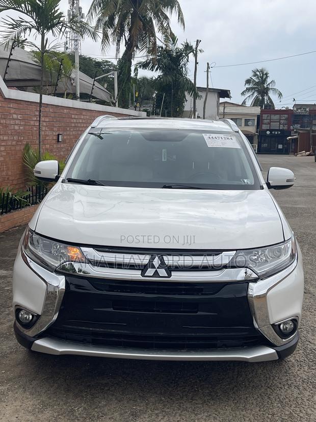 Mitsubishi Outlander Sport 2016 White