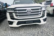 New Toyota Land Cruiser LC300 2024 White for sale
