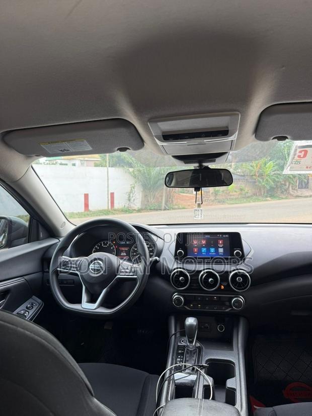Nissan Sentra 2022 Gray