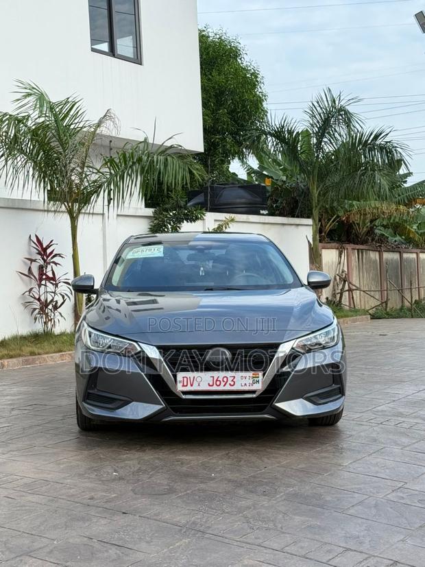 Nissan Sentra 2022 Gray