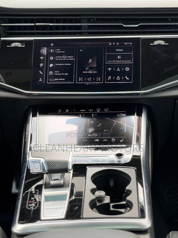 Audi RS Q8 Base 2024 Black