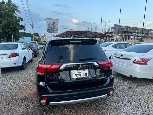 Mitsubishi Outlander 2018 Black