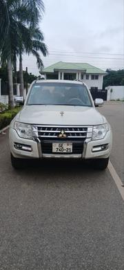Mitsubishi Pajero 2018 White for sale