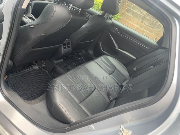 Honda Accord EX-L (2.0L 4cyl Turbo 10A) 2019 Silver