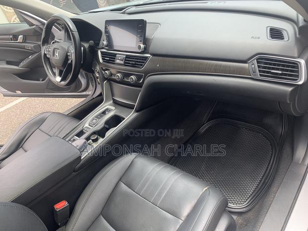 Honda Accord EX-L (2.0L 4cyl Turbo 10A) 2019 Silver