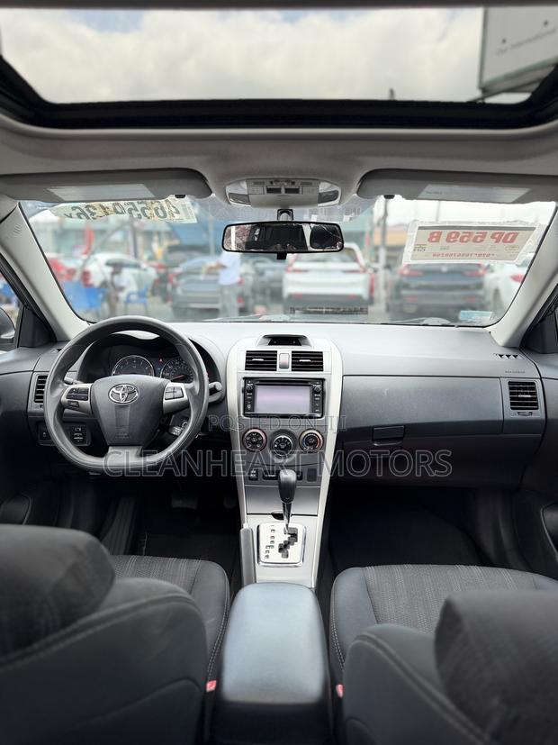 Toyota Corolla S 5-Speed 2013 Gray