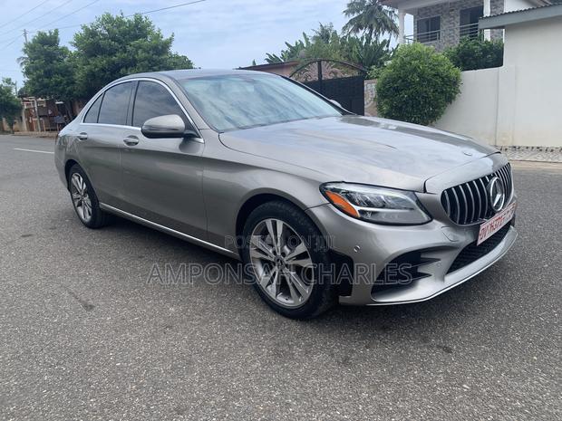 Mercedes-Benz C300 2020 Brown