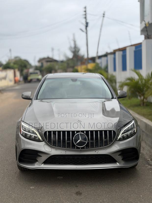 Mercedes-Benz C300 2020 Silver