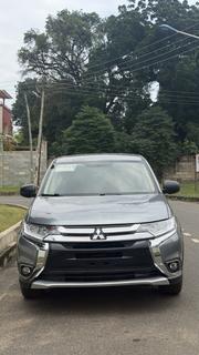 Mitsubishi Outlander ES FWD 2017 Gray for sale