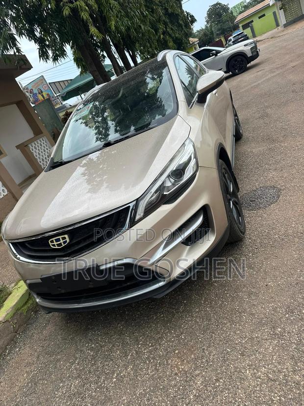 Geely Emgrand EC7 2018 Beige