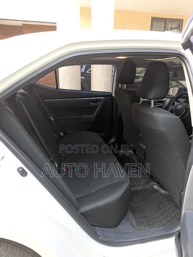 Toyota Corolla LE Eco Plus 4dr Sedan (1.8L 4cyl CVT) 2016 White
