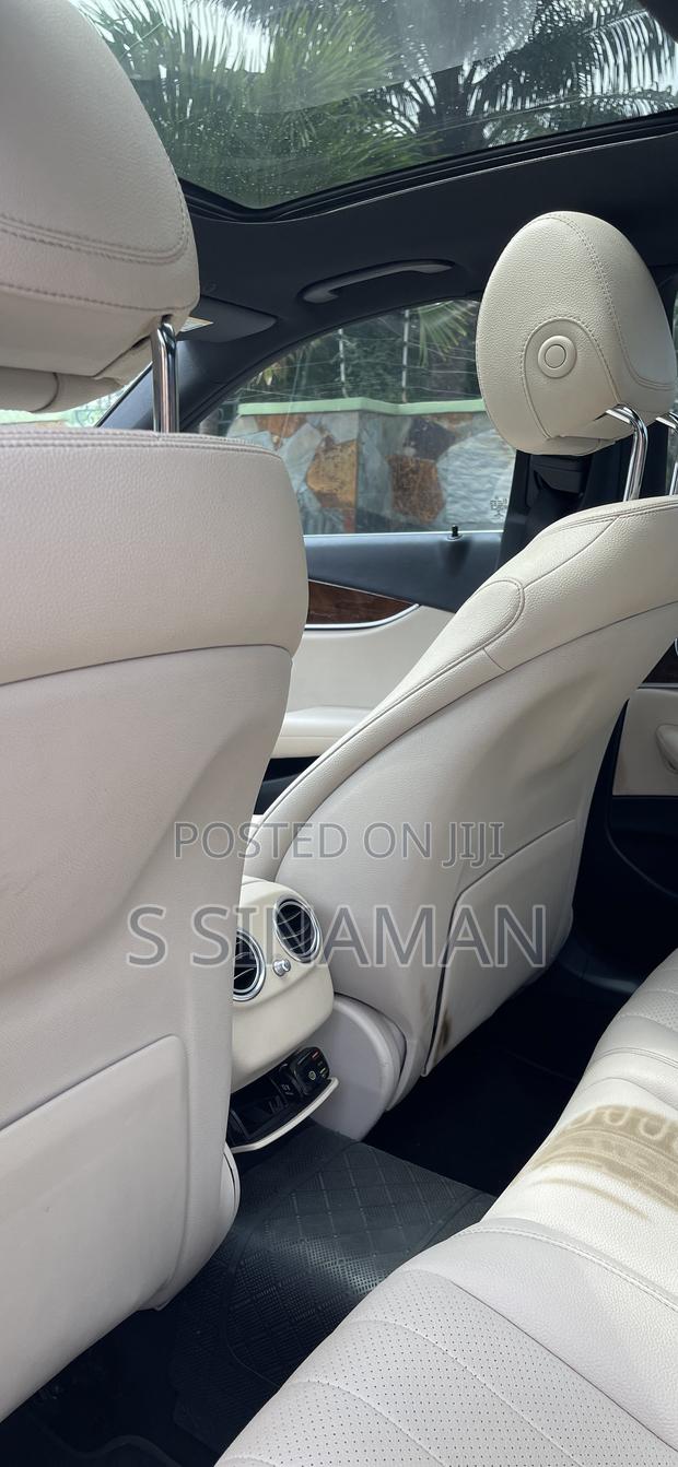 Mercedes-Benz E300 2019 White