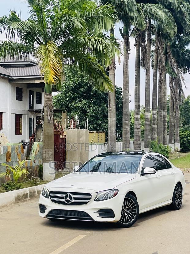 Mercedes-Benz E300 2019 White