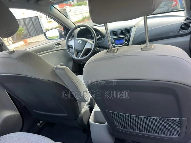 Hyundai Accent SE Sedan 2016 Black