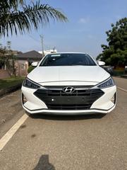 Hyundai Elantra 2019 White for sale