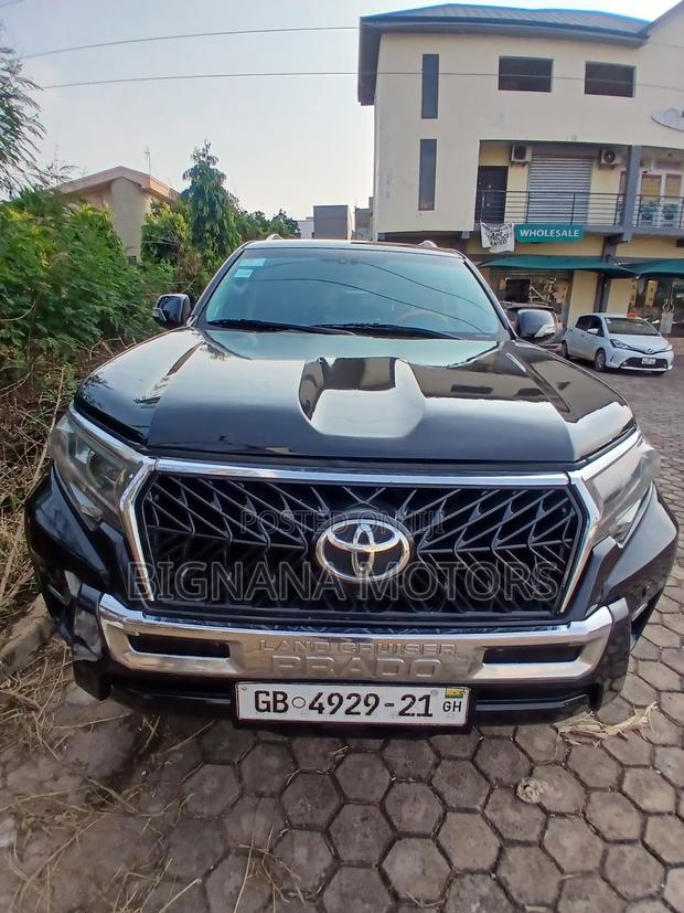 Toyota Land Cruiser Prado 2.8 2017 Black