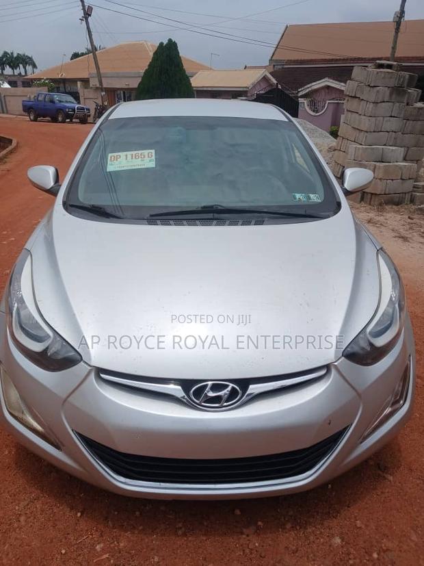 Hyundai Elantra SE Sedan FWD (1.8L 4cyl 6A) 2016 Silver