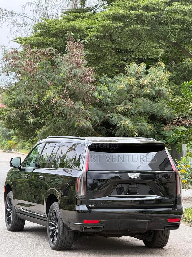 Cadillac Escalade Sport Platinum 4WD 2024 Black
