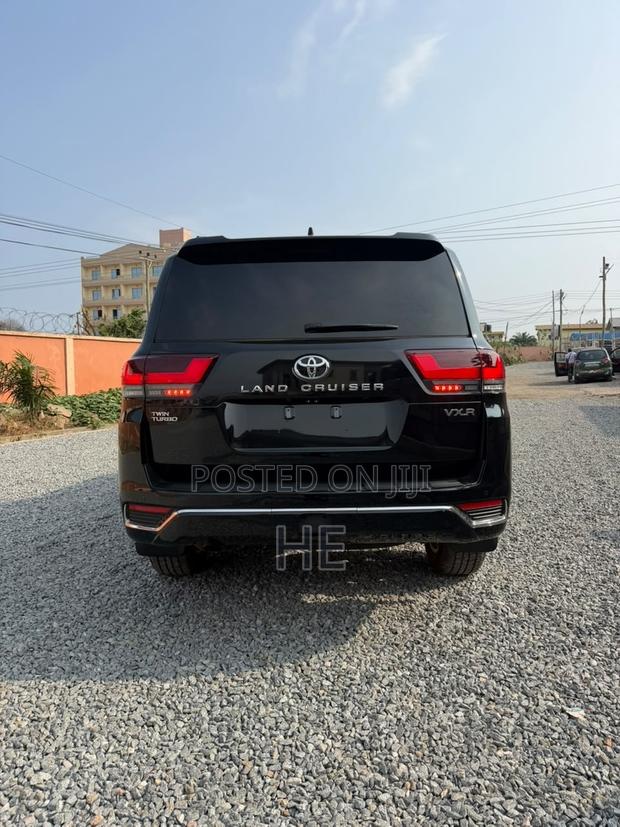 Toyota Land Cruiser 2025 Black