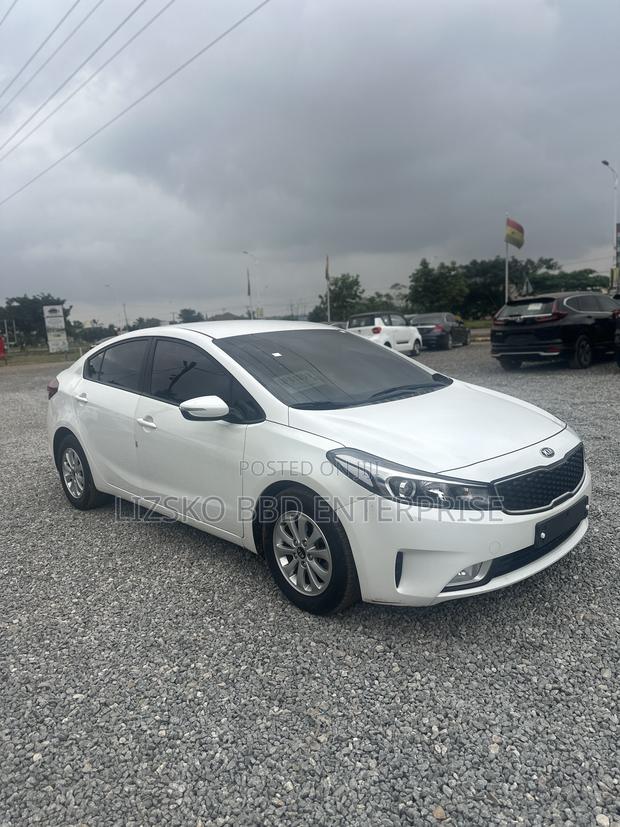 Kia Forte EX Sedan 2017 White