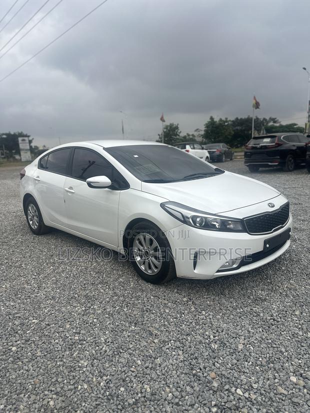 Kia Forte EX Sedan 2017 White