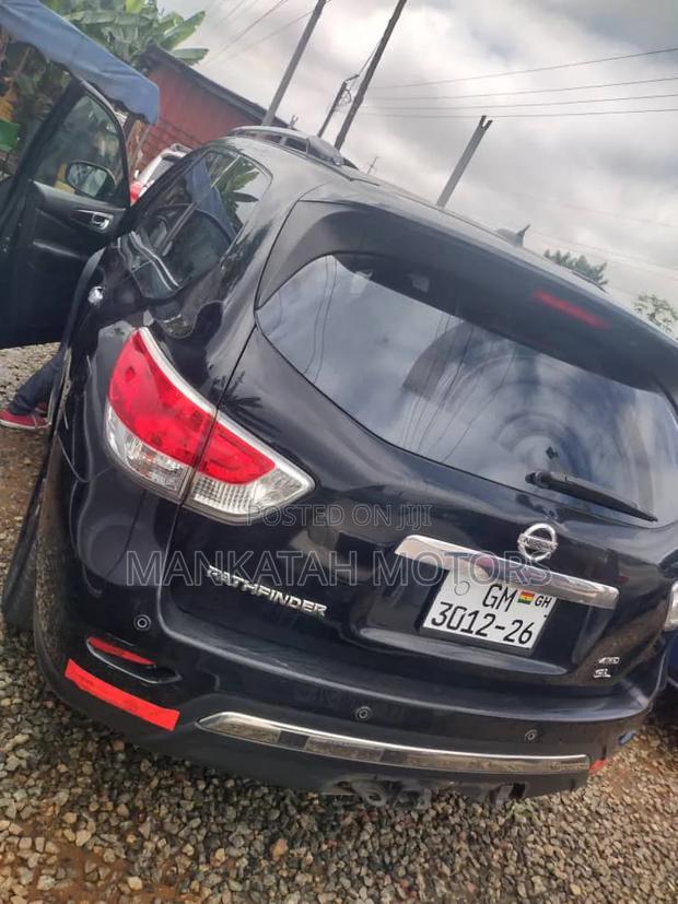 Nissan Pathfinder 2013 Black