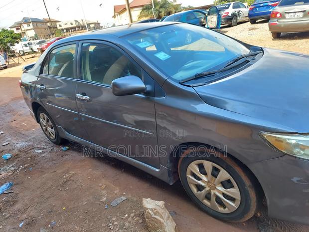 Toyota Corolla 2009 Silver
