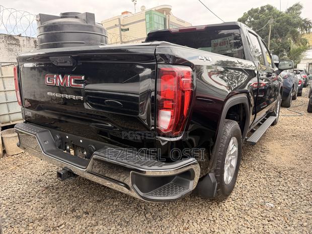 GMC Sierra 2023 Black