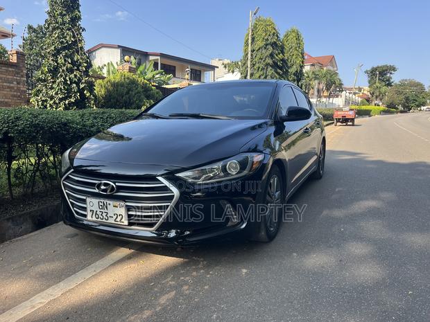 Hyundai Elantra 2018 Black