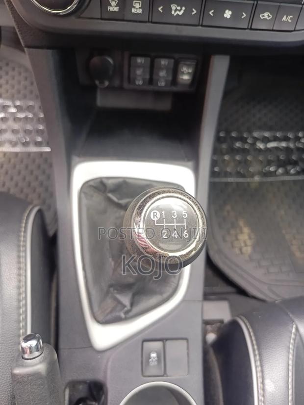 Toyota Corolla 2015 White