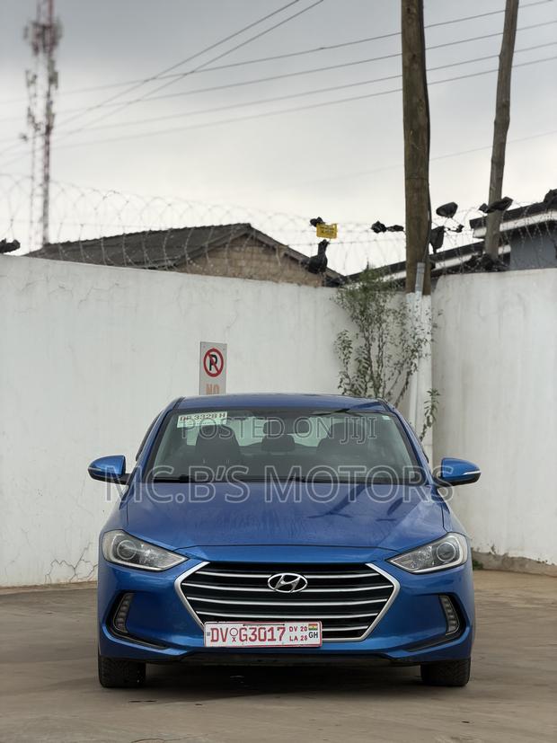 Hyundai Elantra 2018 Blue