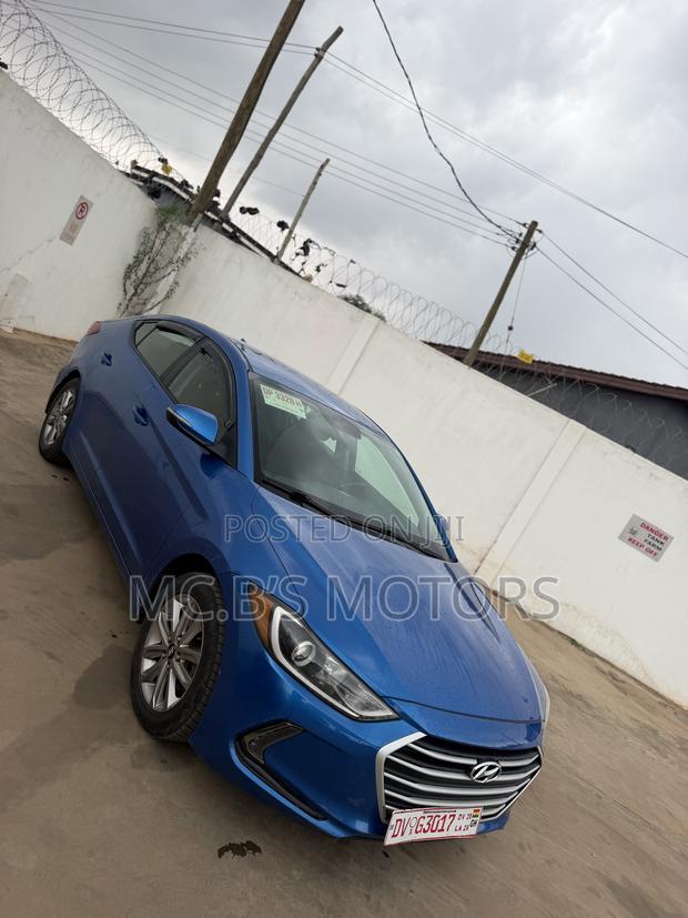 Hyundai Elantra 2018 Blue
