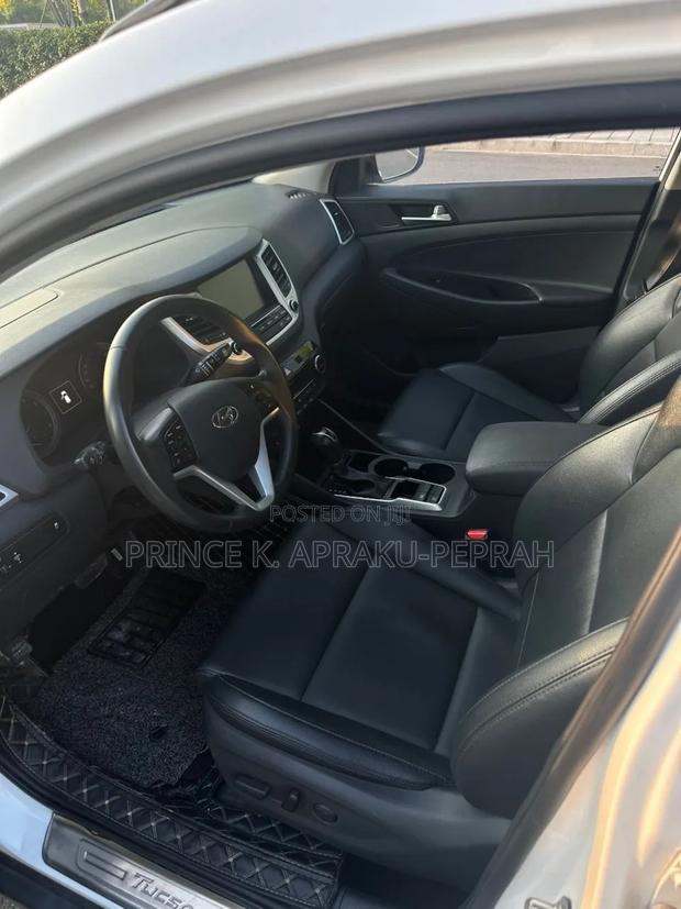 Hyundai Tucson 2018 White