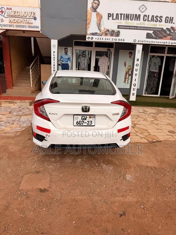 Honda Civic LX 4dr Sedan (2.0L 4cyl) 2016 White
