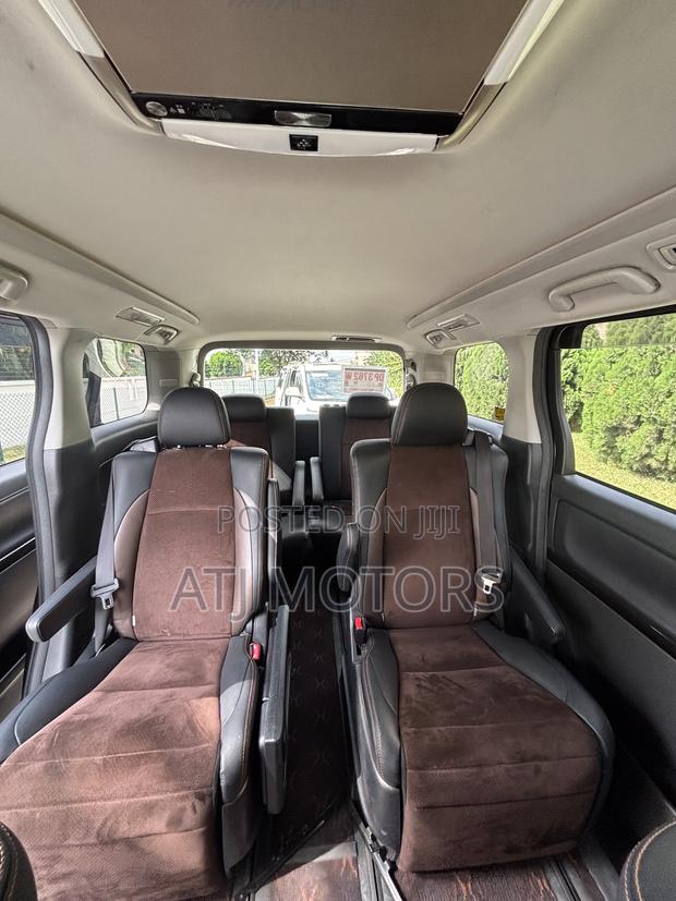 Toyota Alphard 2013 Black