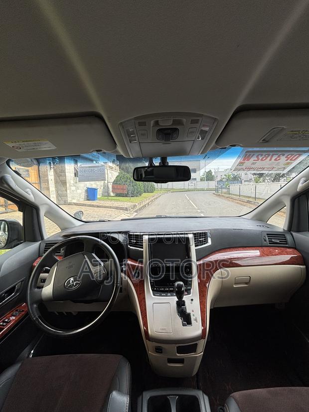 Toyota Alphard 2013 Black